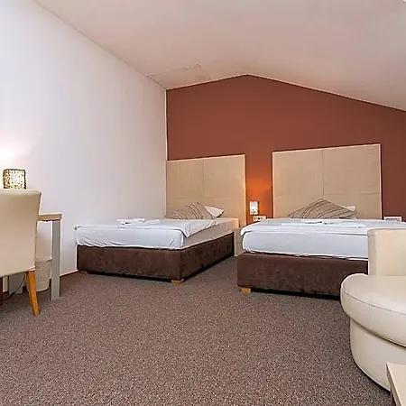 Hotel Dominus 3*